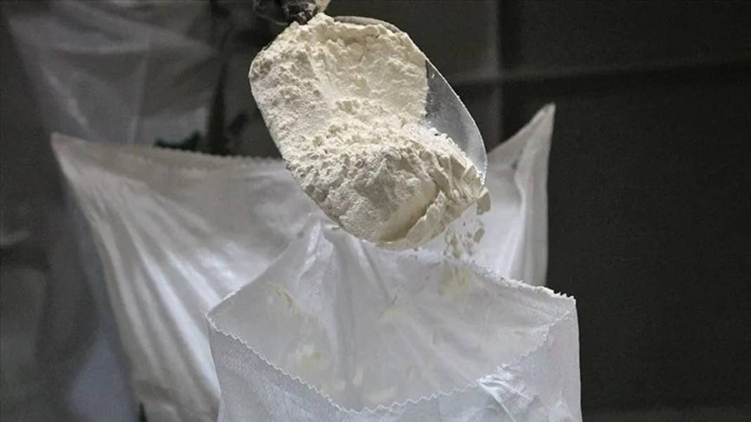 Bu gıdaları ağzınıza bile sürmeyin! Canan Karatay tek tek sıraladı: Sanılanın aksine bazı doğal besinler de zararlı! 4